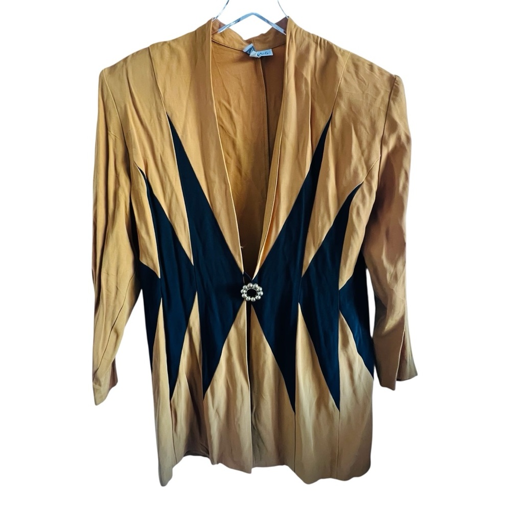 Vintage Michele Fashions Women's Mustard and Black Statement Blazer